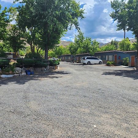 Toiyabe Motel Walker Buitenkant foto